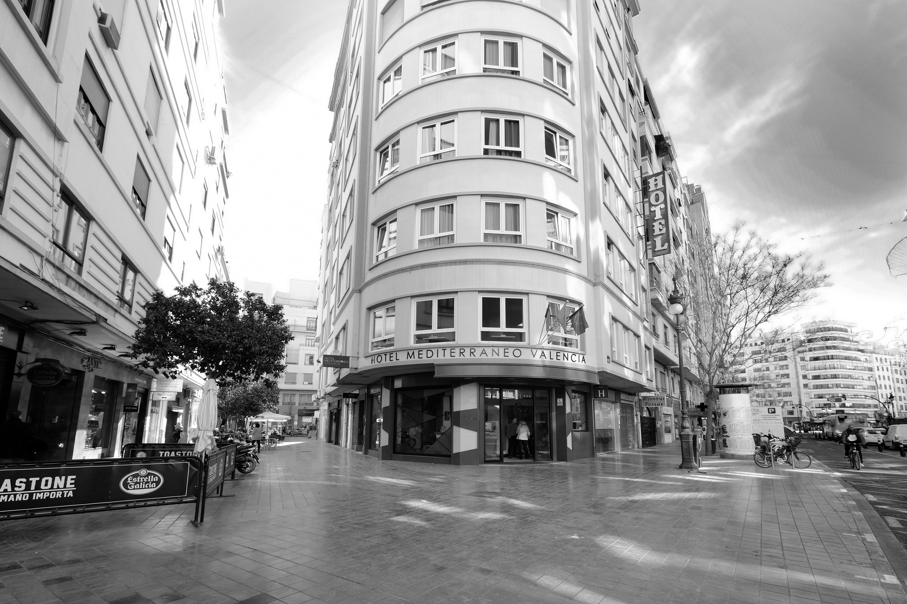 Hotel Mediterraneo Valenza Esterno foto